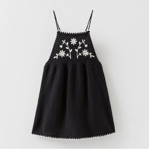 NWT Zara EMBROIDERED KNIT DRESS Black and White 0/2756/507/800/60